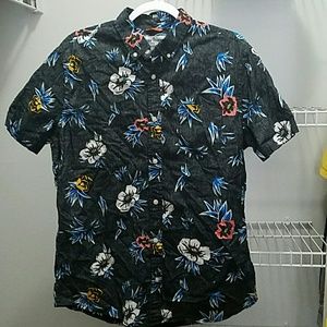 Urban Pipeline casual dress shirt Large